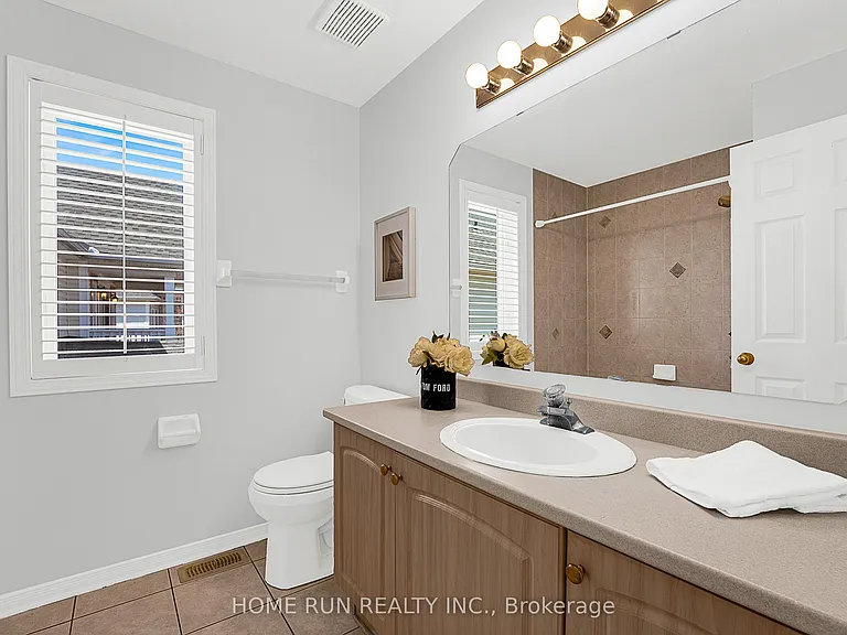 5 Cheltonia Way — Photo 38