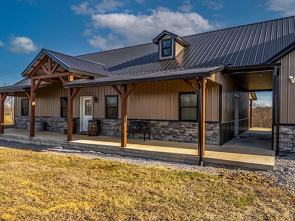 5th image of 2850 Tea Run Rd