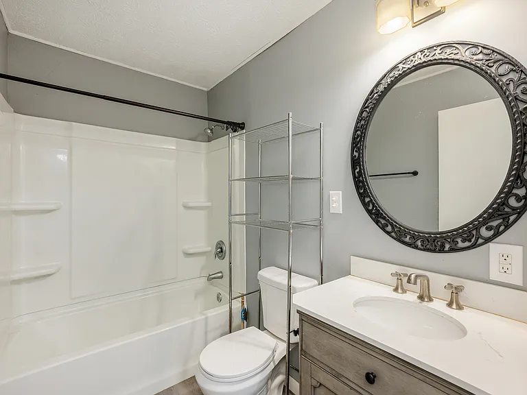 23 Walker Cove Rd — Photo 9