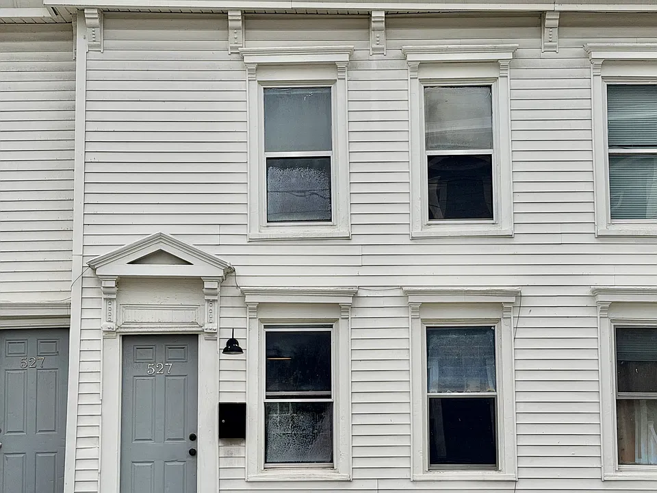 527 State St
