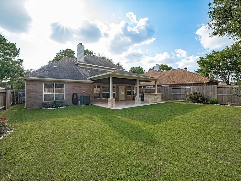 3911 Fall Branch Dr — Photo 37