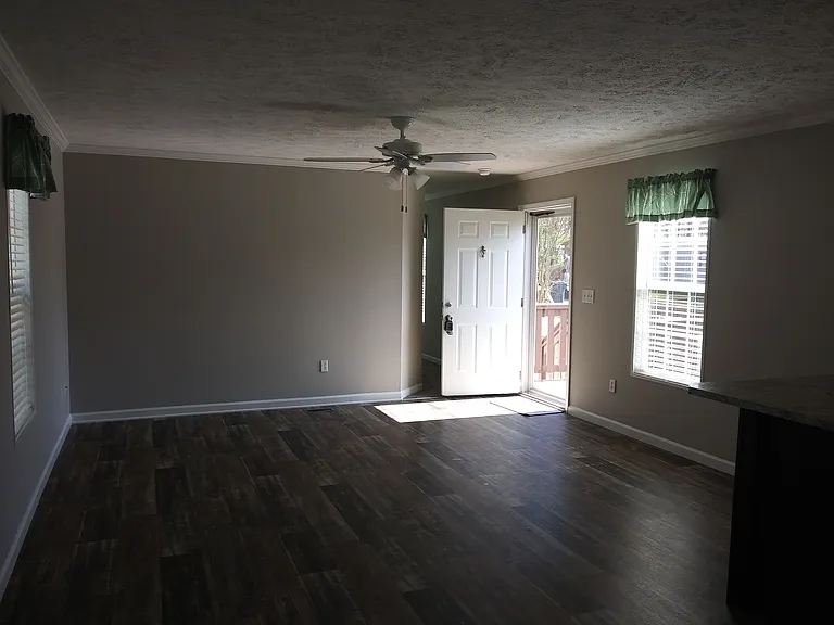 The Waverly — Photo 30
