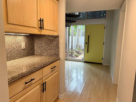 3rd image of 3115 Gifford Lane #B