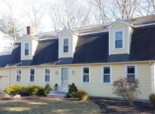 1 Sparrow Rd, Norfolk, MA 02056