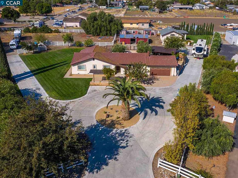 1st image of 23007 Joaquin Ct