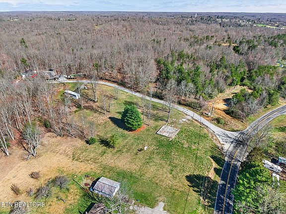 4th image of Browntown Rd