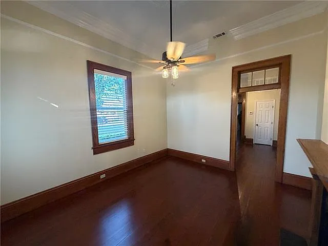 3 bed, 1.0 bath, 1125 sqft, $1,395 — Photo 2