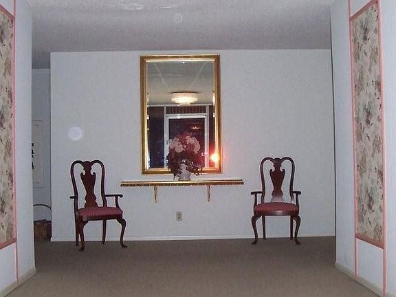 Entry way