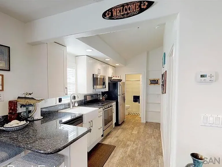 614 I Ave — Photo 1
