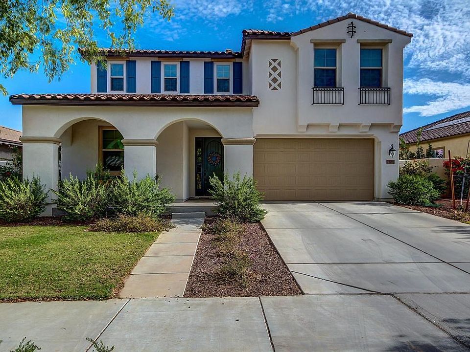 1st image of 21019 W Park Meadows Dr