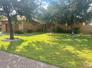 3820 Winrock Dr, Laredo, TX 78045