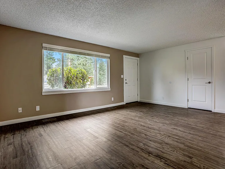 Overlook Terrace Apartments — Photo 25