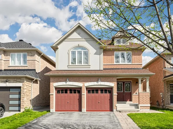 84 Lewis Honey Dr, Aurora, ON L4G 0J3