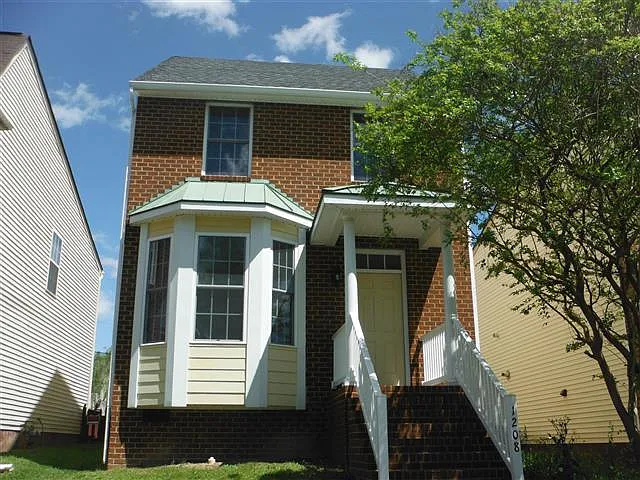 Idlewood Ave — Photo 1