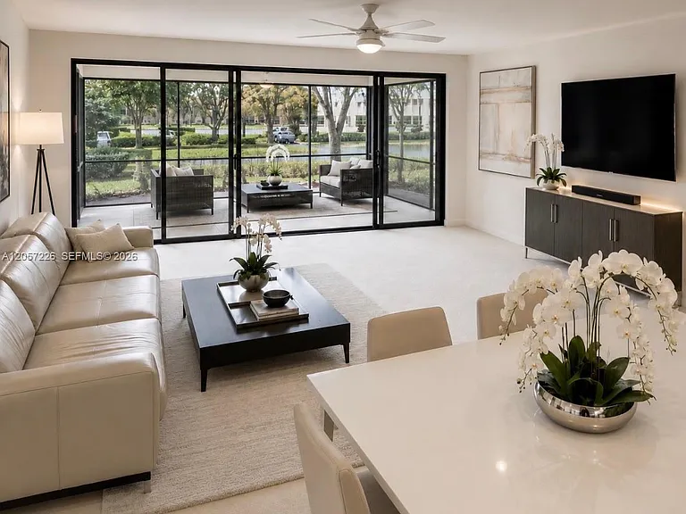 550 SW 137th Ave #101L — Photo 3
