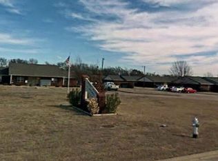 Granbury Meadows Apartments, Granbury, TX 76048