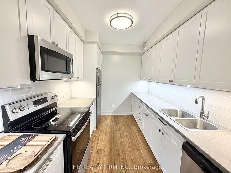 10 Beechwood Pl #801 — Photo 5