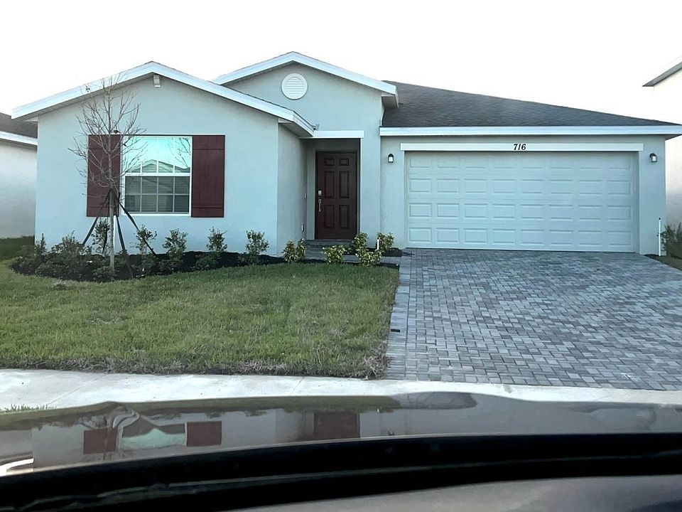 1st image of 716 Dockside Dr SW