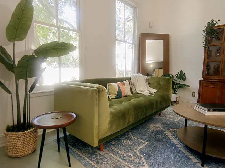 2302 N Morgan St — Photo 15