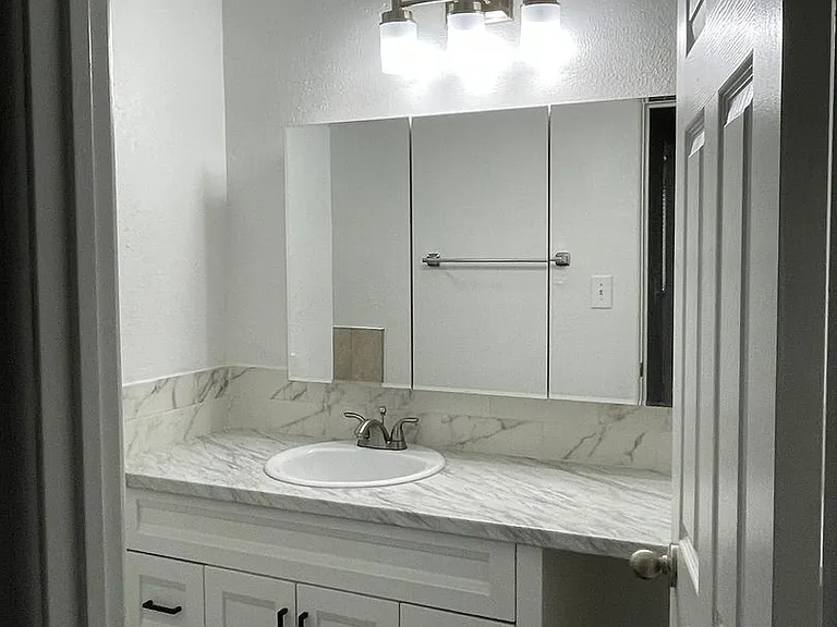 5758 S Gallup St — Photo 30
