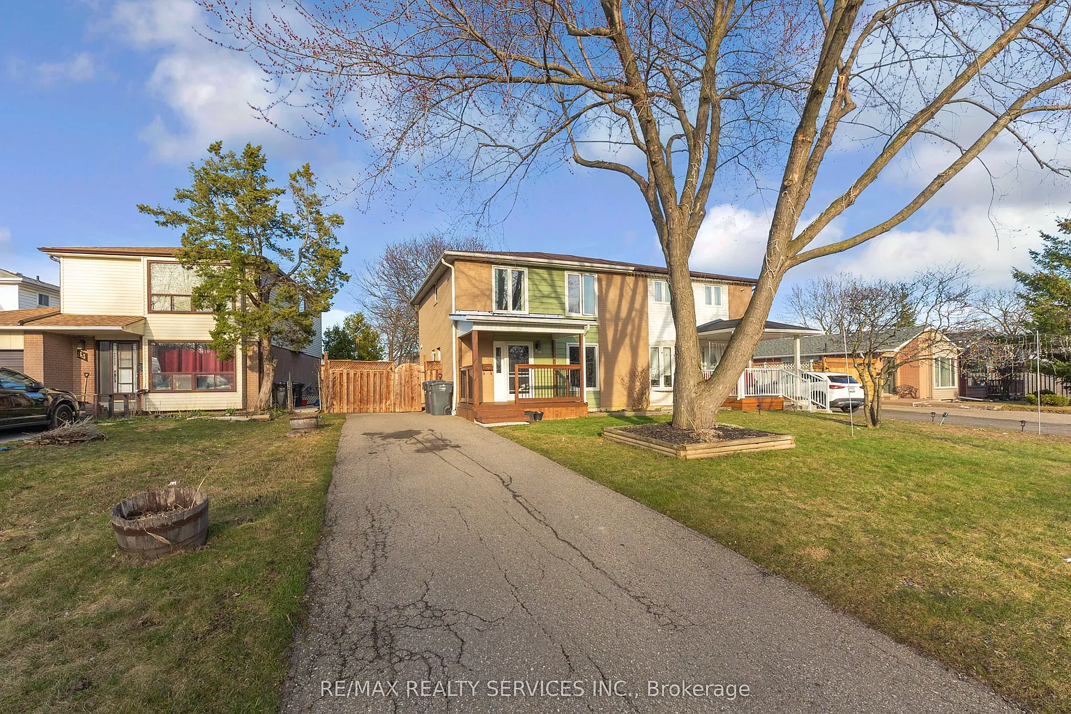86 Glenmore Cres photo 1