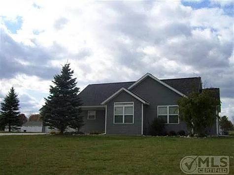 18955 Serenity Dr photo 1
