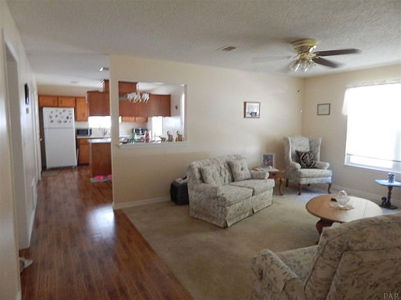 3rd image of 6000 Savannah Dr