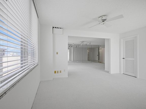 5th image of 3215 S Ocean Boulevard #911