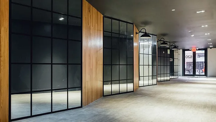 Rented by Nooklyn NYC LLC | media 43