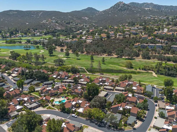 23952 Green Haven Ln, Ramona, CA 92065