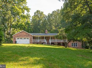 9478 Merrimac Ln, Marshall, VA 20115