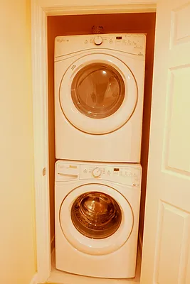 Rented by JK Dansar Corp | media 21