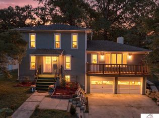 722 Forest Ave, Crete, NE 68333