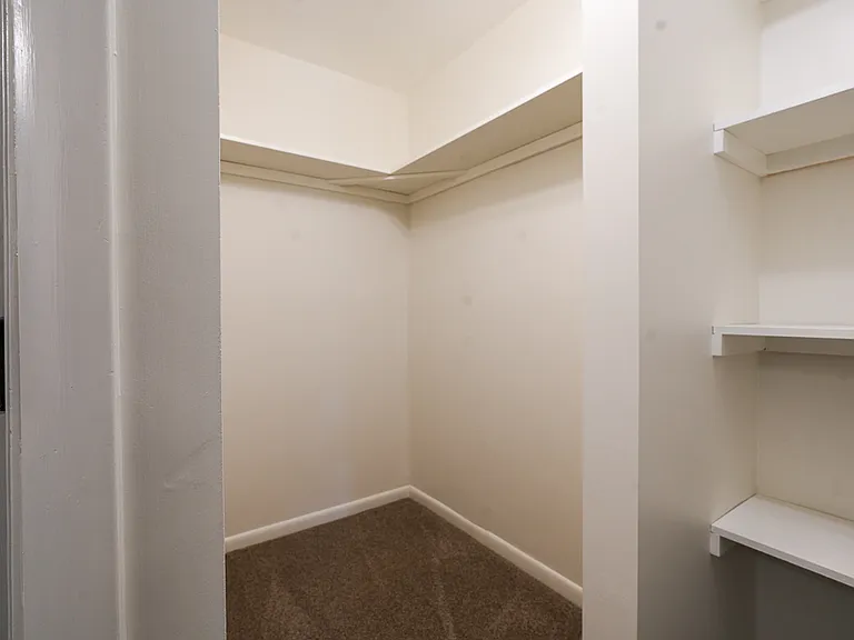 321 Harvest Dr — Photo 17