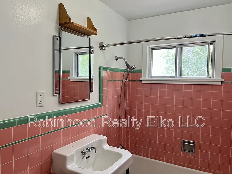 165 W Oak St #1 — Photo 21