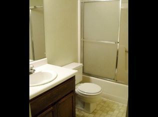 515 Van Buren Ave APT D, Oakland, CA 94610