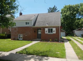 18628 Lexington Ave, Homewood, IL 60430