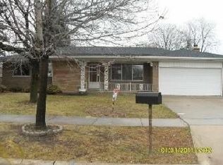 30450 Progress St, Roseville, MI 48066