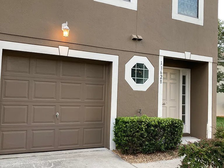 11628 Hickory Oak Dr — Photo 1