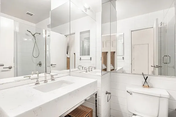 Rented by Compass | media 23