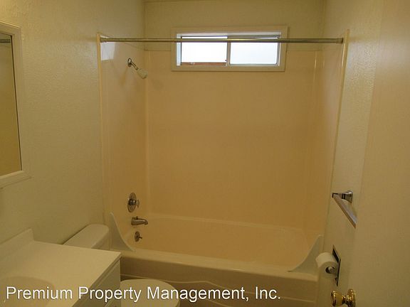 5th image of 1119 Waller St SE #5520551
