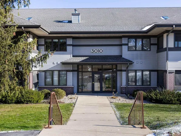 3010 Yarmouth Greenway Drive #206, Fitchburg, WI 53711