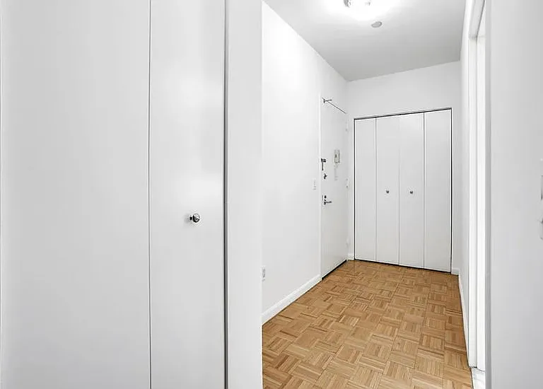85 John St #8K — Photo 13