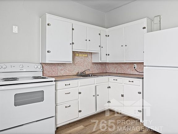 3rd image of 720 S Union St #2