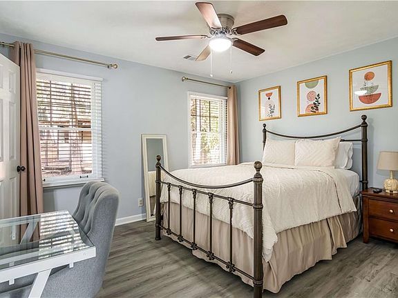 5th image of 145 Mountain View Cir