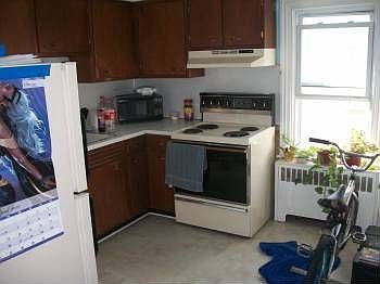 2nd image of 132 S Broadway