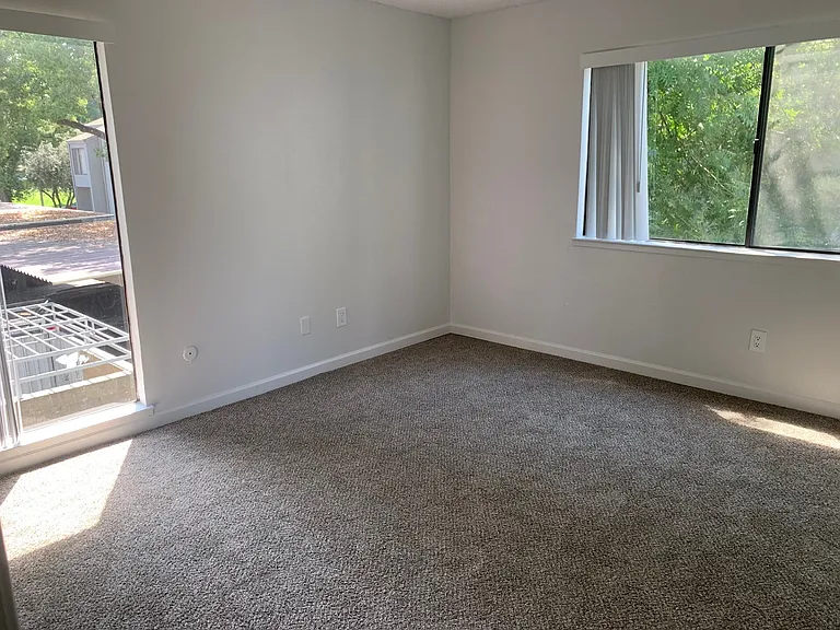 1229 Brighton Ave — Photo 10