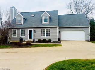 14527 Cross Creek Ln, North Royalton, OH