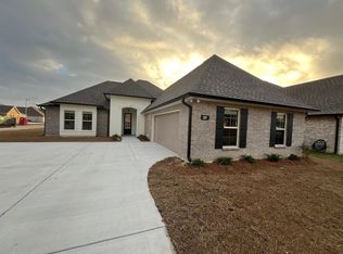 337 Sucrose Dr, Thibodaux, LA 70301