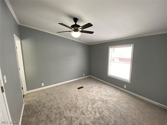 5th image of 109 SE East Ave
